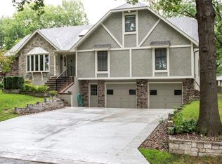 1716 NW 11th Street Ct, Blue Springs, MO 64015