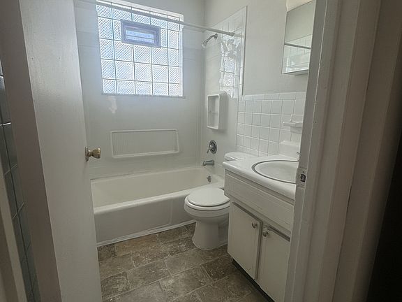 4th image of 7711 Circle Dr #C