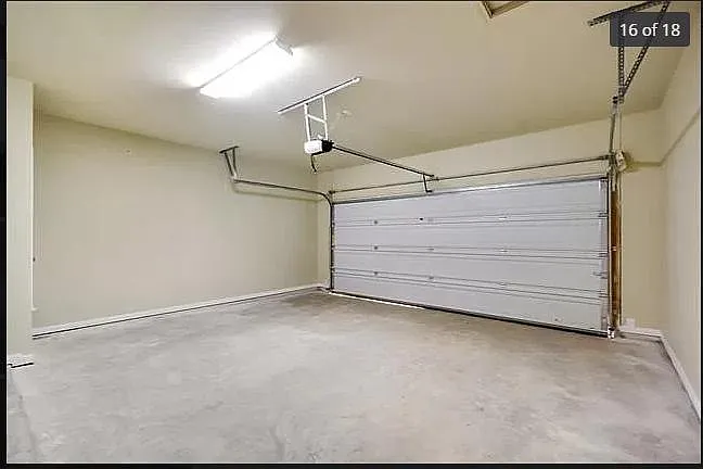212 Munro St — Photo 16