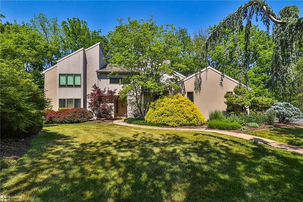 4073 Fawn Trail Rd, Allentown, PA 18104 Zillow