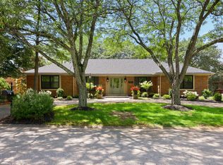 883 Edgewater Dr, Lexington, KY 40502