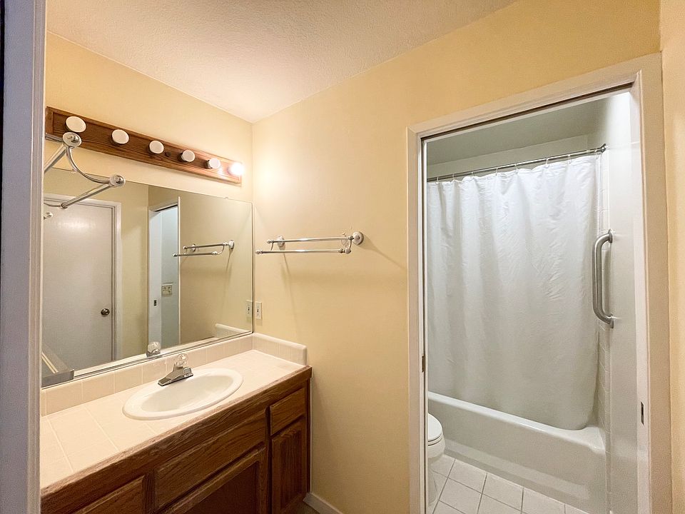 2nd image of 21821 Granada Ave #2