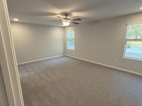 3rd image of 13550 FOXWOOD HEIGHTS Circle E