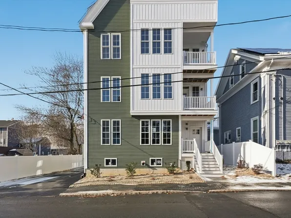 8 Vine St #6, Haverhill, MA 01830