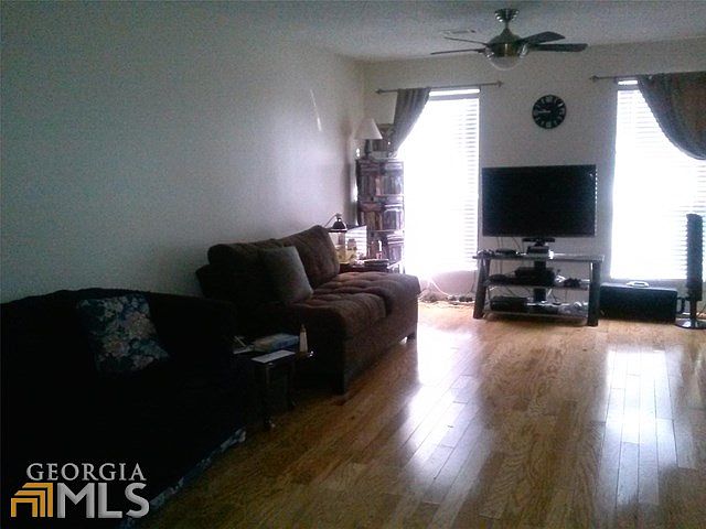 2nd image of 116 Belmonte Dr SW