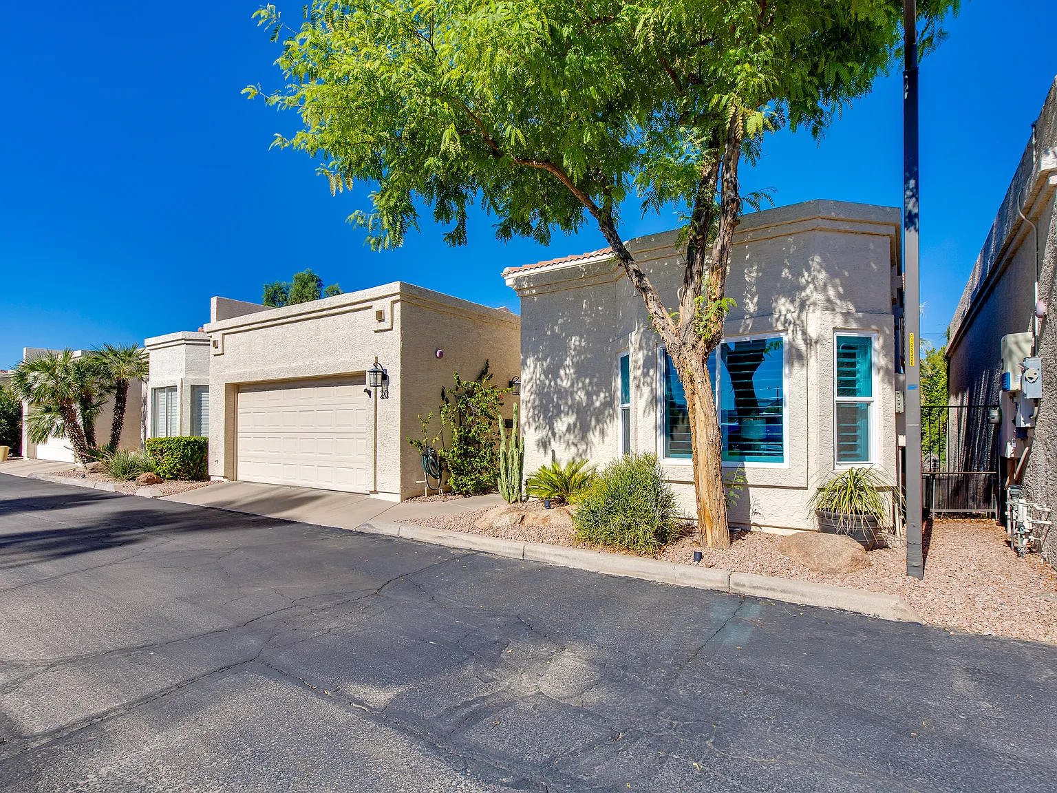 3 bed, 1542 sqft, $3,200 — Photo 3