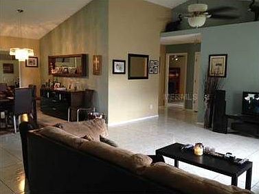 4th image of 15528 Catherine Cir