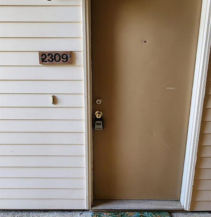 1st image of 2309 Aspen Dr