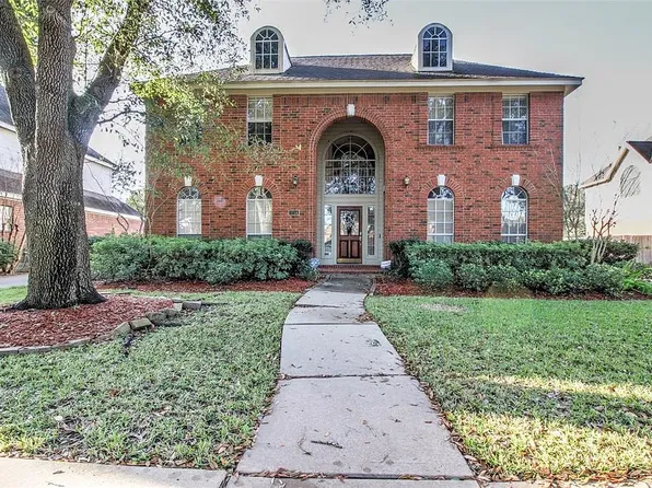 3214 Richland Dr, Sugar Land, TX 77478