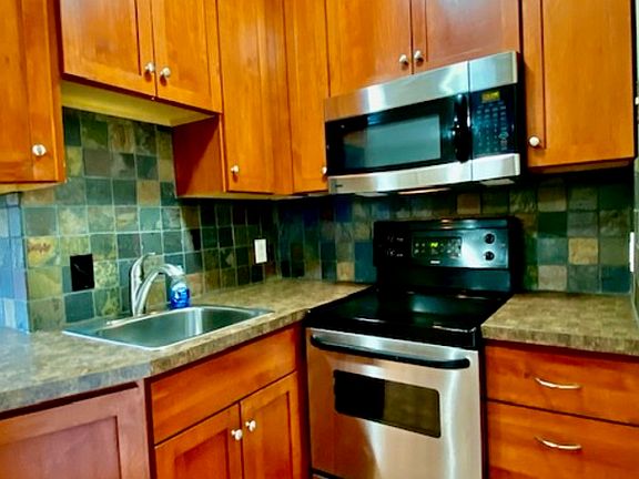 4th image of 3417 W 6th Ave Unit B