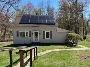 17 Phinney Ave, Manchester, NH 03109