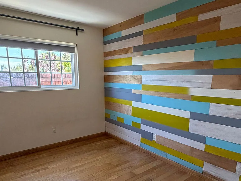 2036 Boundary St — Photo 24