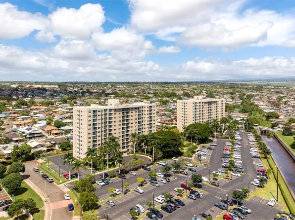 94-979 Kauolu Pl APT 909, Waipahu, HI 96797