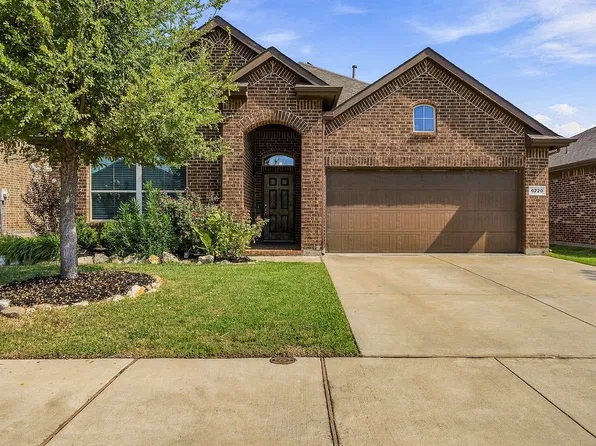 9220 Bronze Meadow Dr, Fort Worth, TX 76131