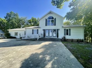 460 Mate Allen Rd, Gainesboro, TN 38562
