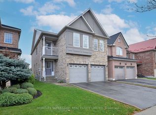 4783 Apple Blossom Cir, Mississauga, ON L5V3C7