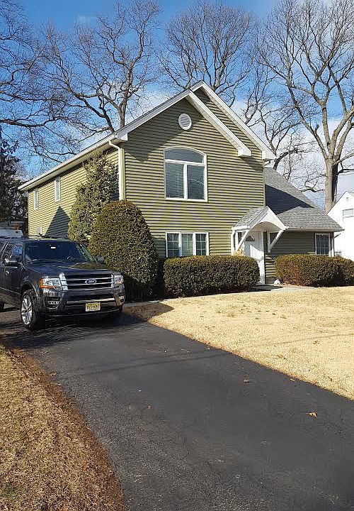 1st image of 61 Westbrook Ave