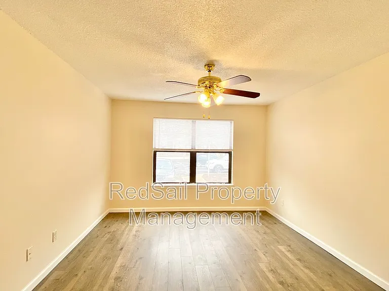 153 Windsor Castle Dr #A — Photo 14