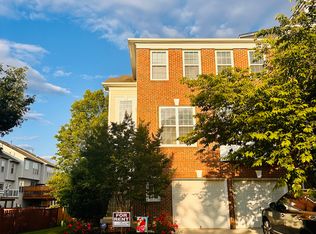 22702 Lamoreaux Landing Sq, Ashburn, VA 20148