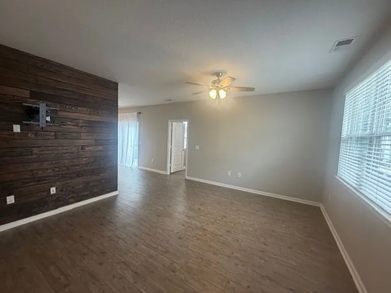 5043 Hawkins Mill Way — Photo 4