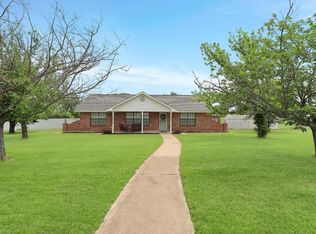 1001 Duane Dr, Azle, TX 76020