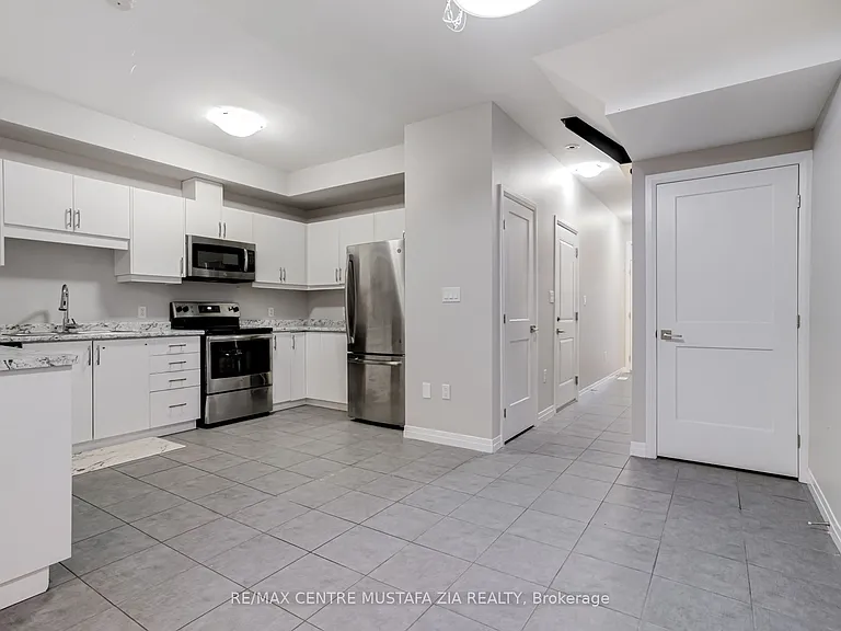 74 Soho St — Photo 8