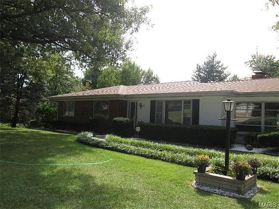 4th image of 4 Green Garden Dr
