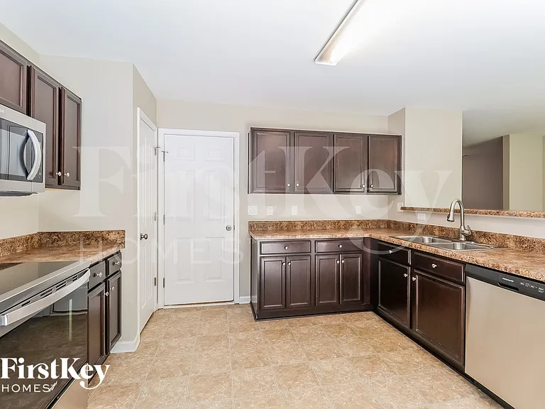 4813 Manchineel Ln — Photo 9
