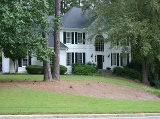 903 Hawkhorn Ct, Alpharetta, GA 30005