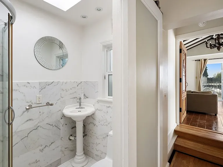 1264 Sacramento St — Photo 34