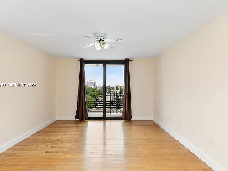 8100 Byron Ave #501 — Photo 15