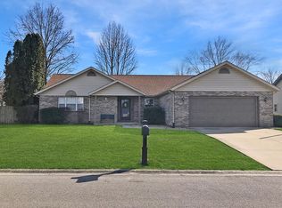132 Jardin Ct, Swansea, IL