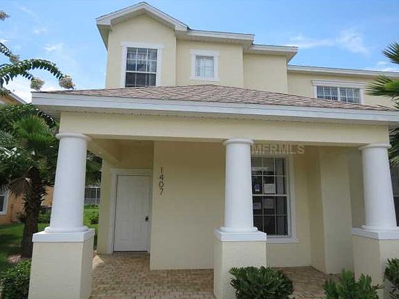 3rd image of 1407 Retreat Cir