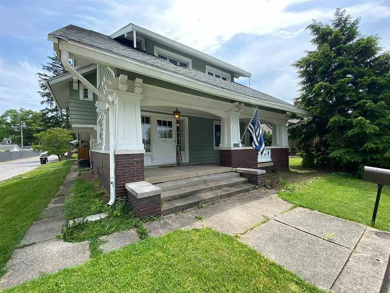 1119 N Meridian St photo 1