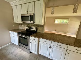 2445 Indian Trl, City Of Brookfield, WI 53045