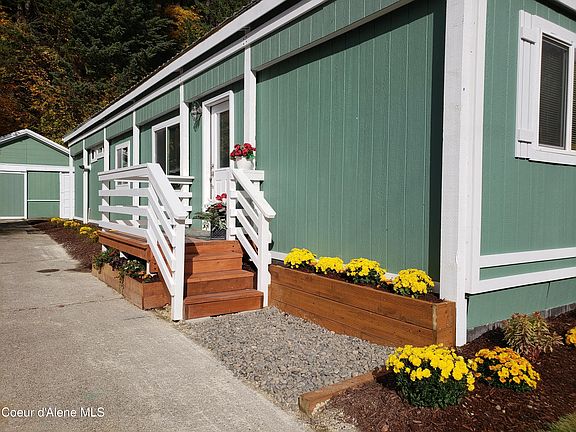 3rd image of 531 Burke Rd