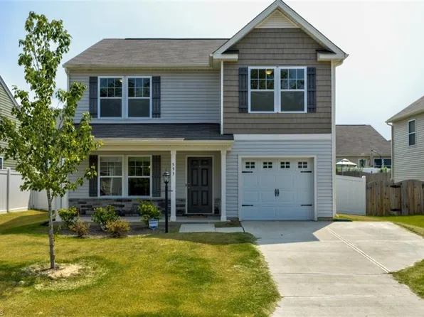 593 Freeport Ct, Winston Salem, NC 27127