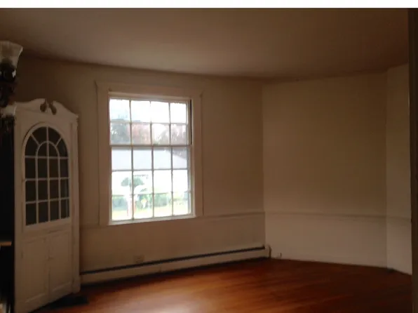 2 Richmond St #2, Haverhill, MA 01830
