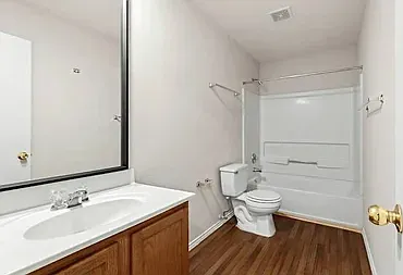 117 Willow Cv — Photo 3