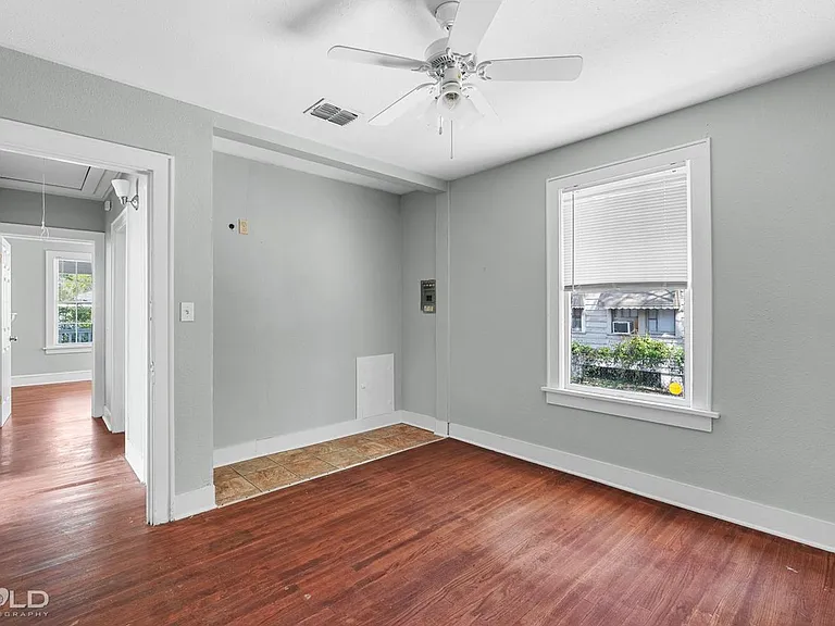 2661 Murray St — Photo 19