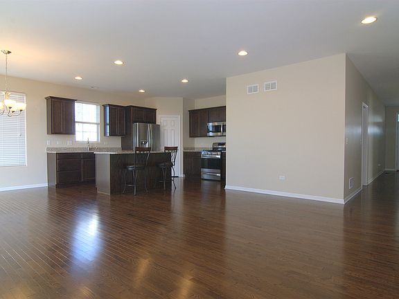 5th image of 1037 N Carly Cir