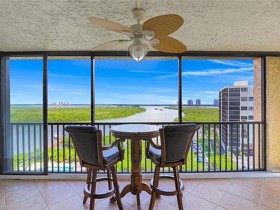 5th image of 26171 Hickory Blvd APT 10B2