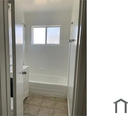 905 N Ardmore Ave #5 — Photo 4