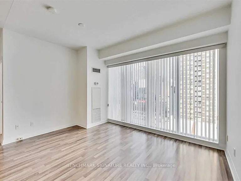 220 Victoria St #1310 — Photo 6