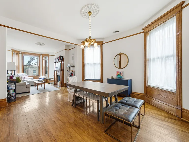 849 W Newport Ave #3 — Photo 4