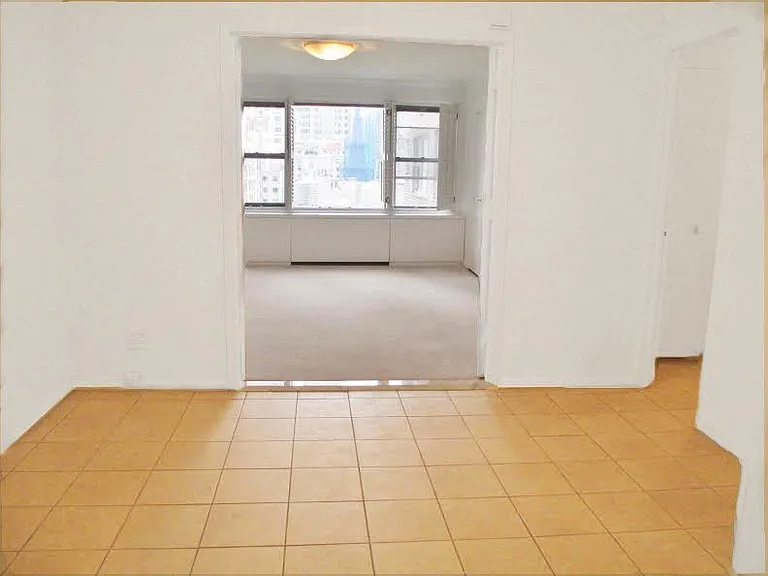 77 W 55th St #19H — Photo 3