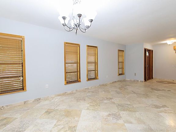 3rd image of 4935 Ironwood Trl