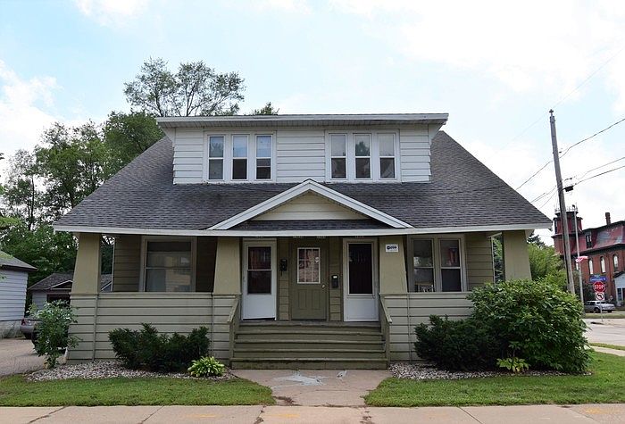 2nd image of 1503 College Ave