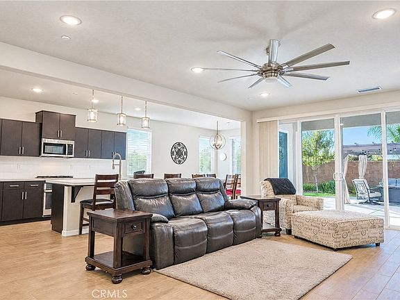 3rd image of 612 Atlantica Dr S