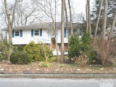 1st image of 65 Hallock Ave